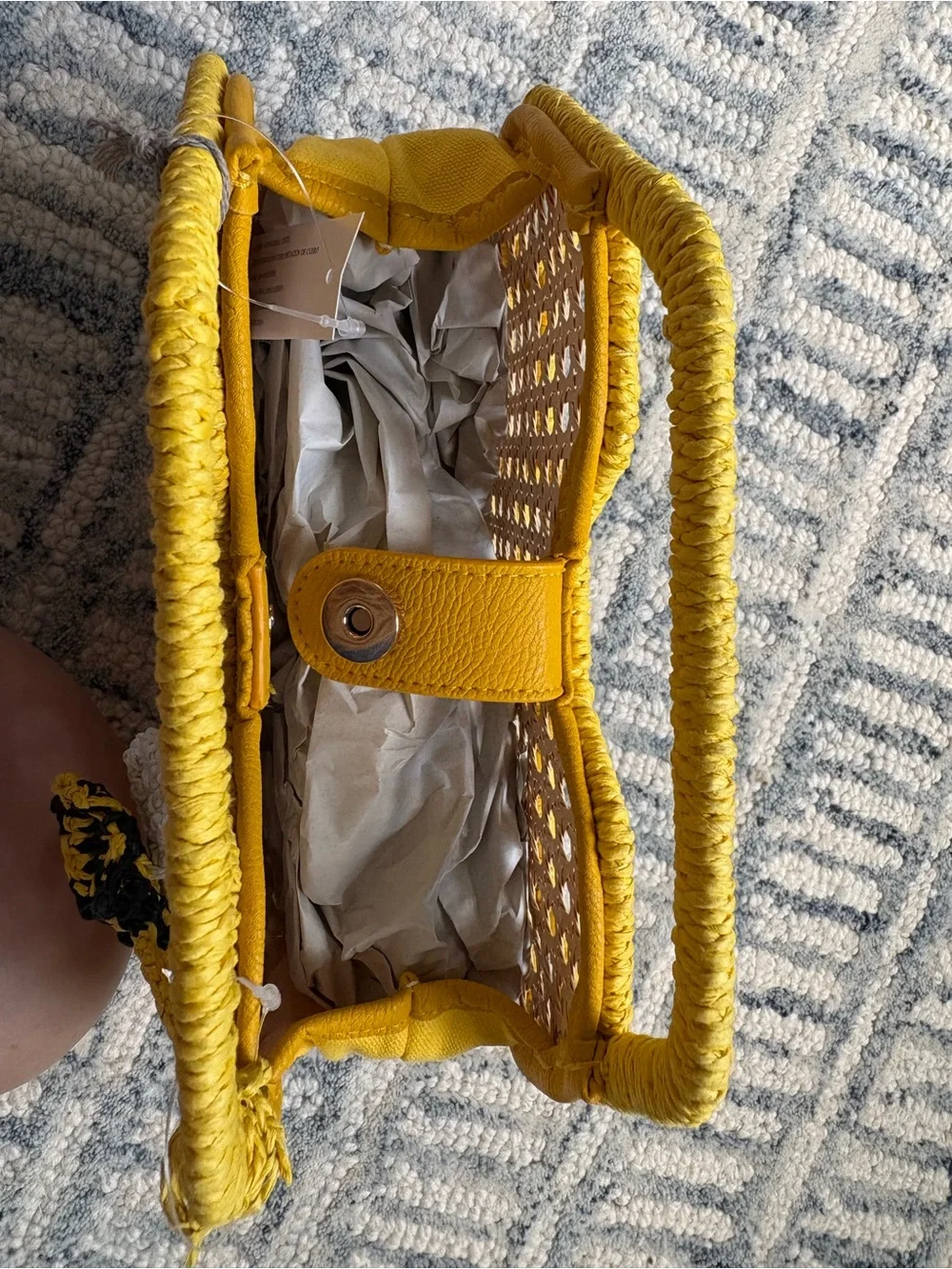 A New Day by Target Yellow Mini Caning Tote with Bee Charm NWT - Picture 9 of 10